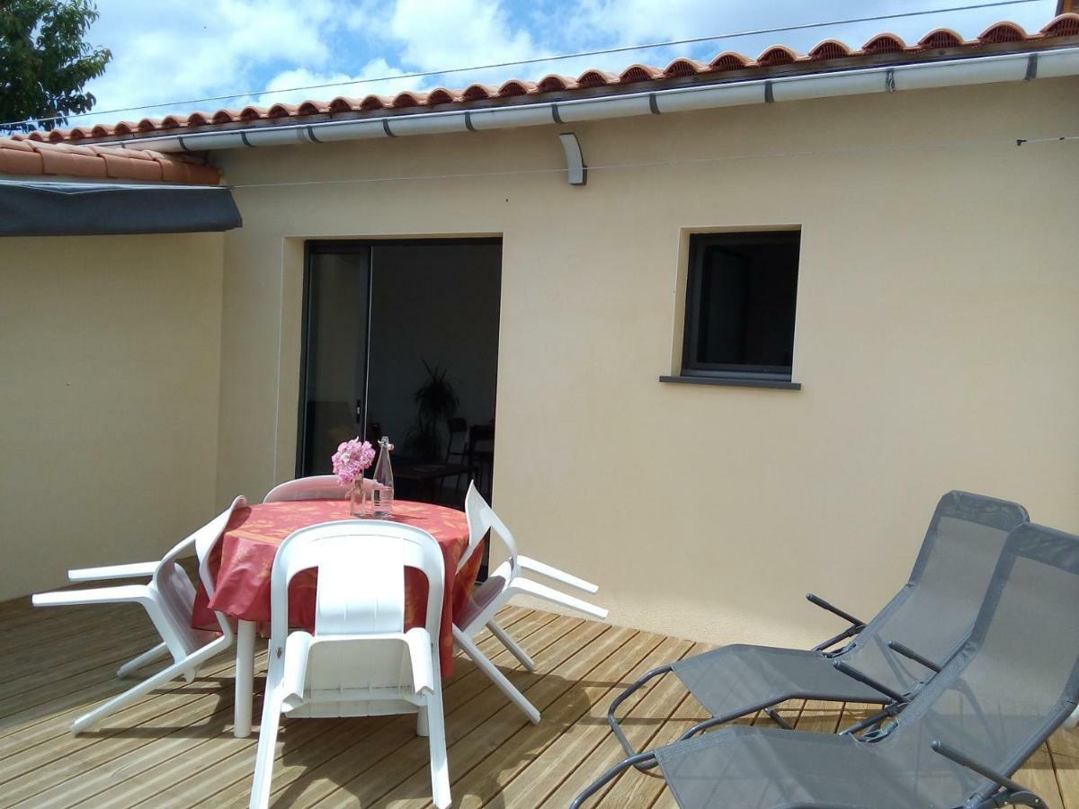 Au Refuge Des Farfas Saint-Paul-en-Pareds Exterior foto